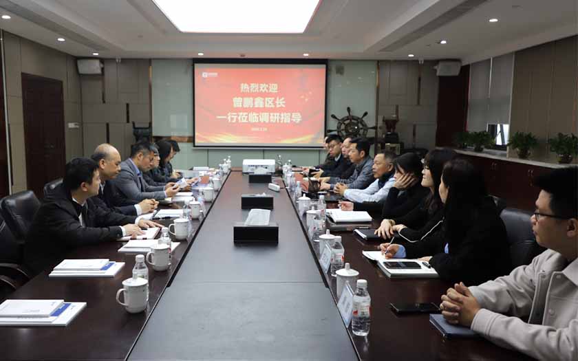 南寧市青秀區(qū)委副書記、政府區(qū)長(zhǎng)曾鵬鑫一行走訪調(diào)研中信恒泰